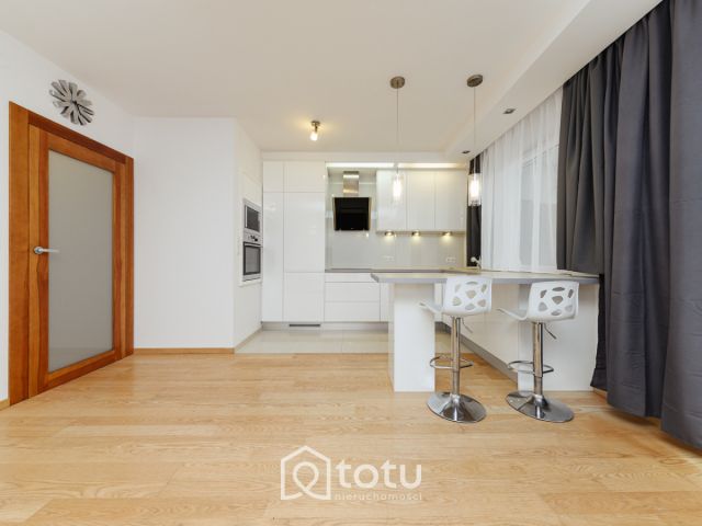 Mieszkanie 3-pokojowe Warszawa Bemowo, ul. Obrońców Tobruku. Zdjęcie 1