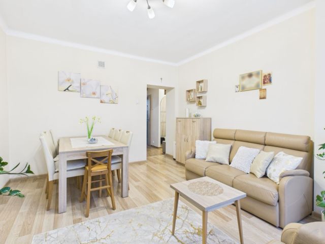 Mieszkanie 3-pokojowe Łódź Górna, ul. Stefana Rogozińskiego. Zdjęcie 2