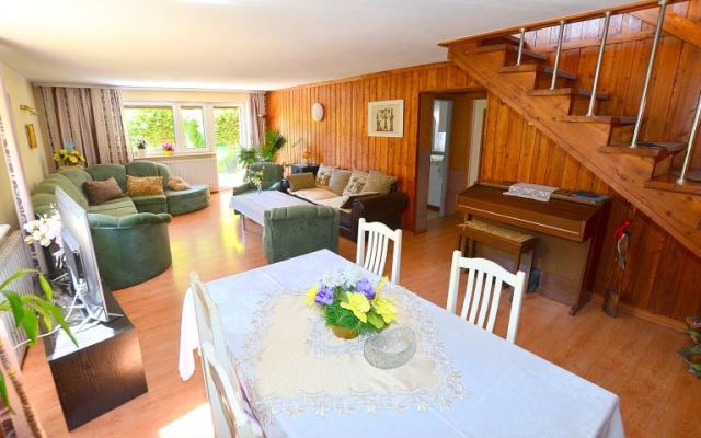 dom wolnostojący, 5 pokoi Świerklaniec, ul. Romantyczna. Zdjęcie 11