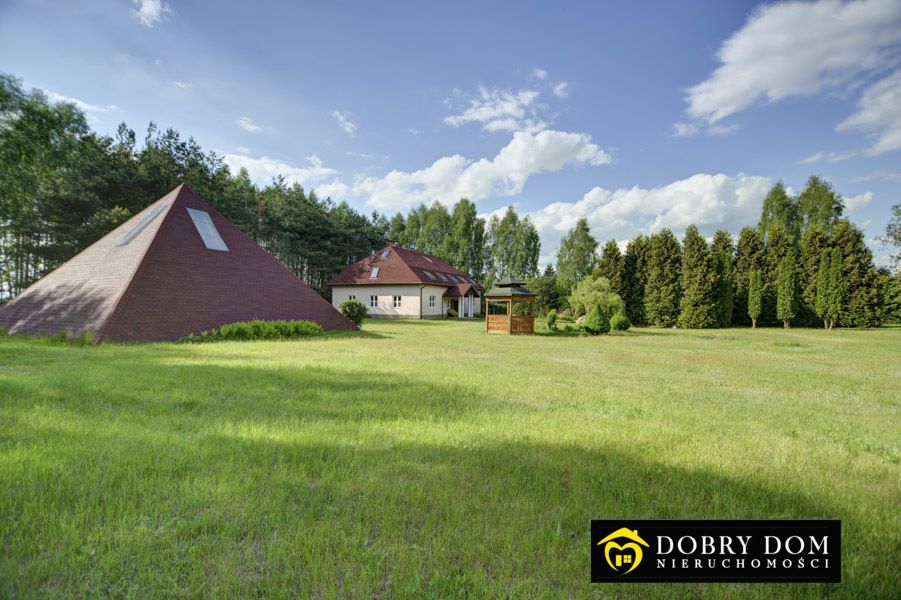 dom wolnostojący, 11 pokoi Kaniuki. Zdjęcie 19