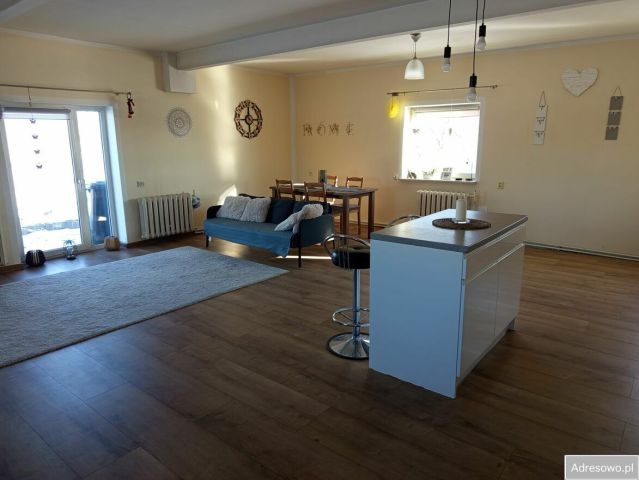 dom wolnostojący, 3 pokoje Parowa Falęcka. Zdjęcie 1