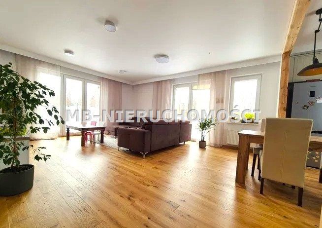 dom wolnostojący, 5 pokoi Ostrzeszewo. Zdjęcie 1