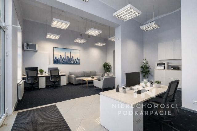 Lokal Rzeszów, al. Józefa Piłsudskiego. Zdjęcie 8