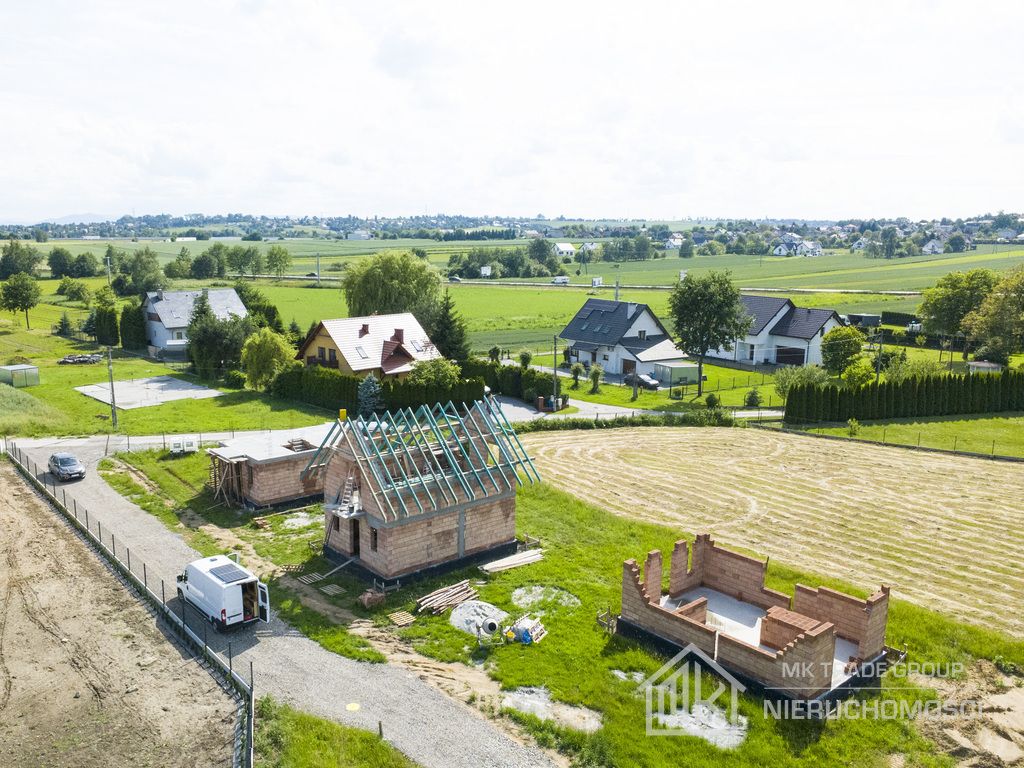 dom wolnostojący, 4 pokoje Kłaj. Zdjęcie 2