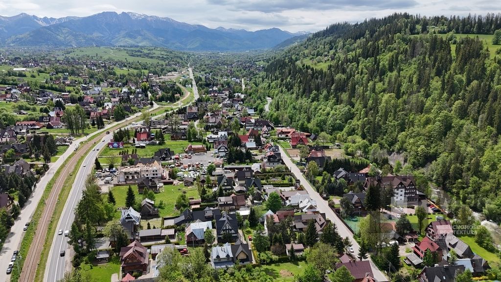 dom wolnostojący, 5 pokoi Poronin. Zdjęcie 2