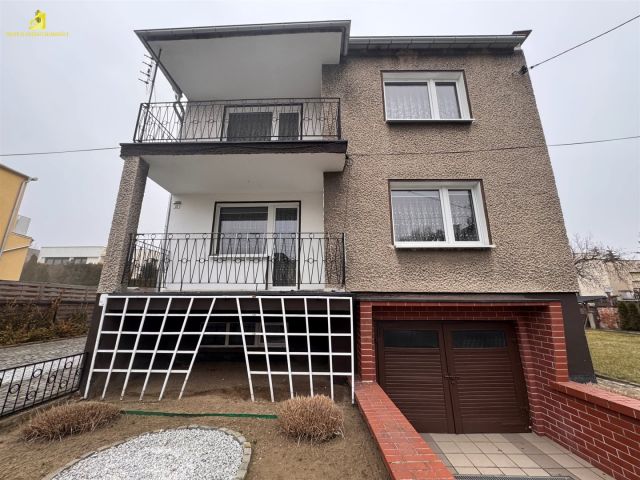 dom wolnostojący, 6 pokoi Opole Półwieś. Zdjęcie 1