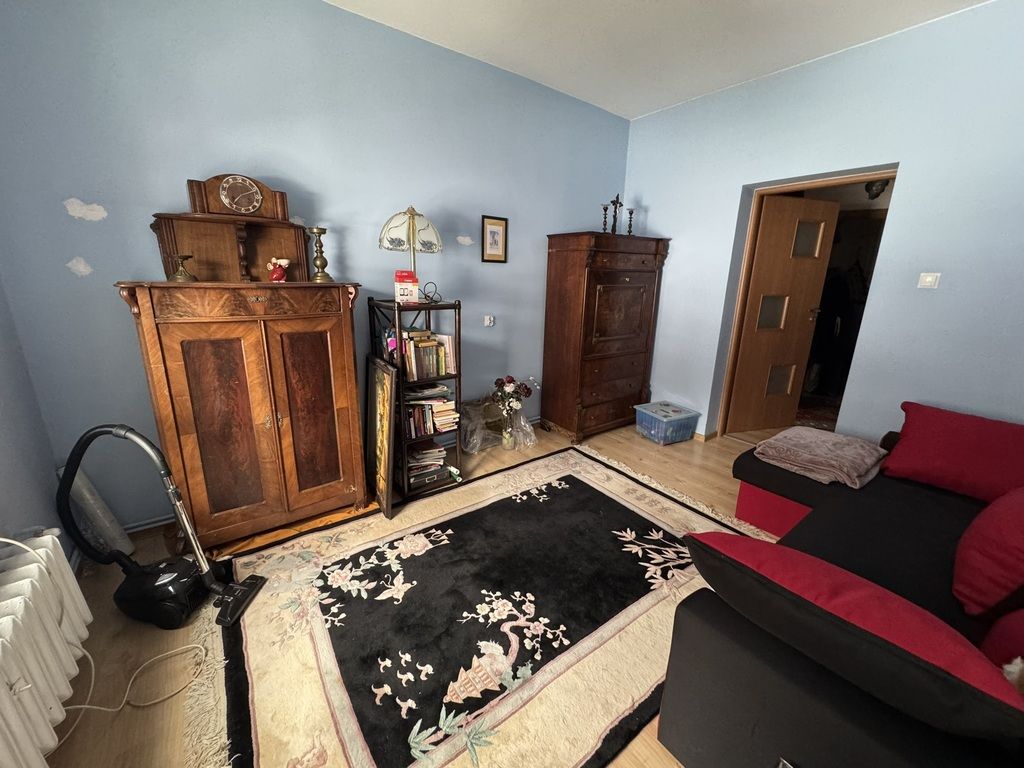 Mieszkanie 3-pokojowe Tłumaczów. Zdjęcie 4