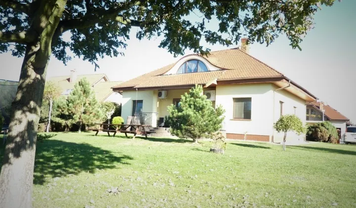 dom wolnostojący, 5 pokoi Szymanów
