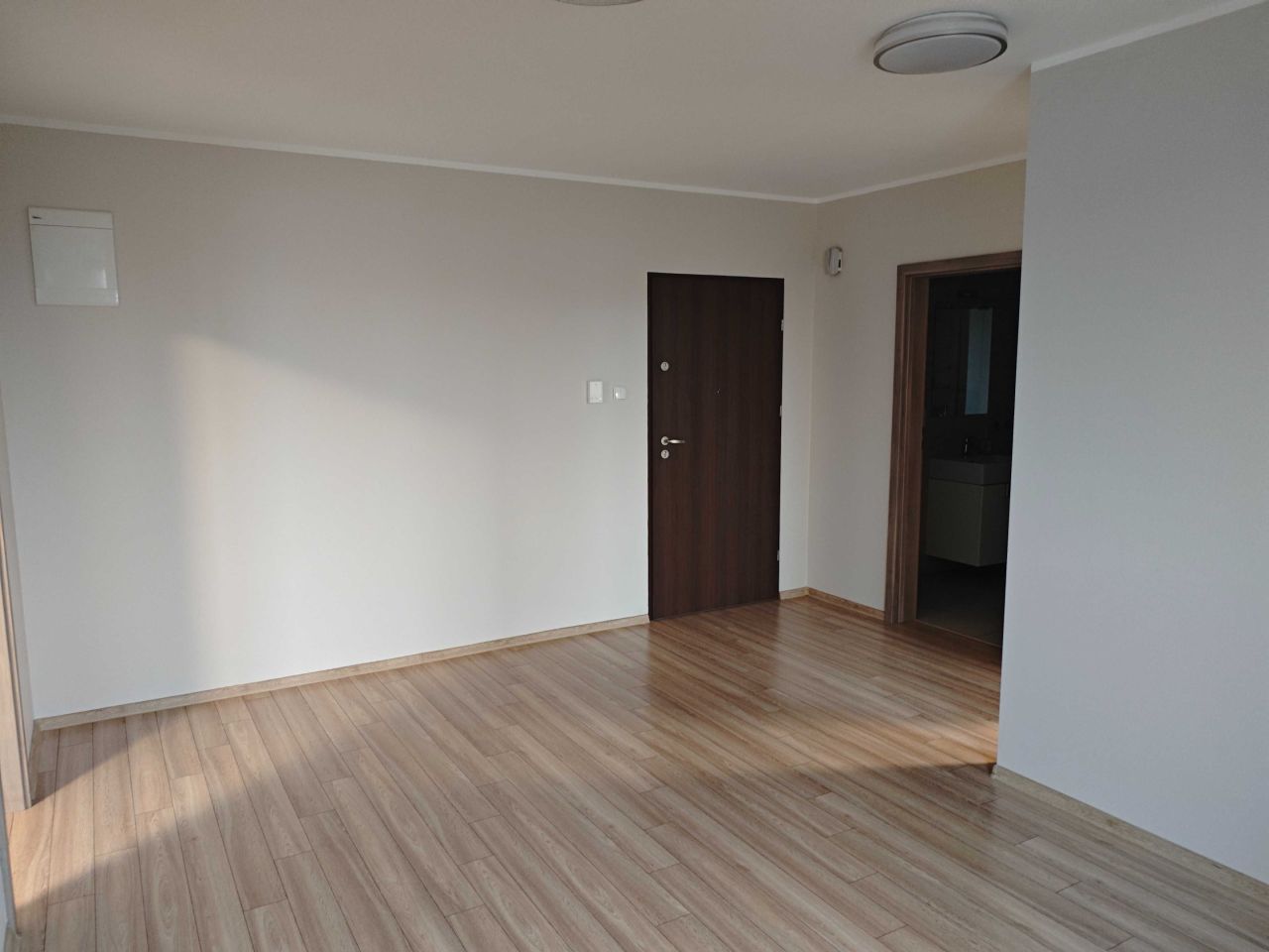 Biuro Poznań Górczyn, ul. Romana Dmowskiego. Zdjęcie 4