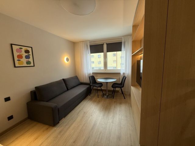 Mieszkanie 1-pokojowe Gdańsk Brzeźno, ul. Polskiego Czerwonego Krzyża. Zdjęcie 1