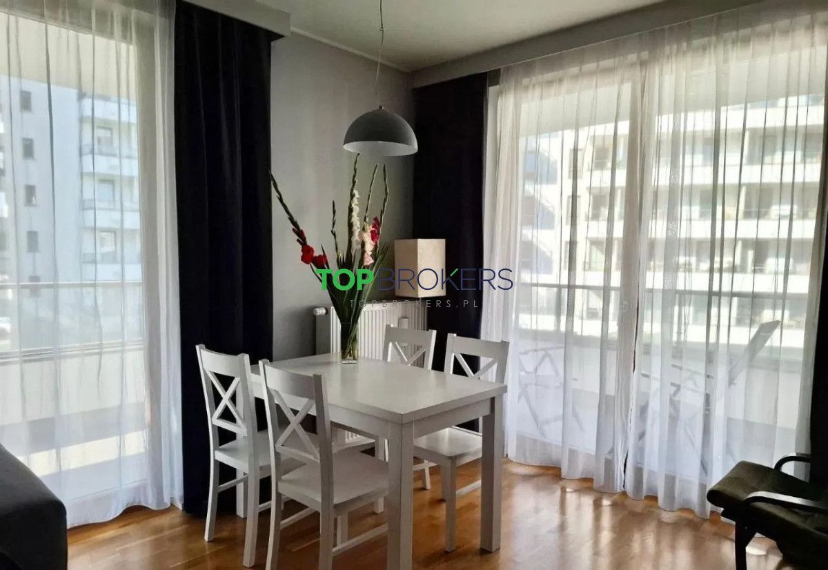 Mieszkanie 3-pokojowe Warszawa Wola, ul. Marcina Kasprzaka. Zdjęcie 1
