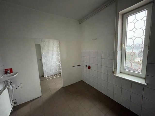 dom wolnostojący, 6 pokoi Łęki. Zdjęcie 26