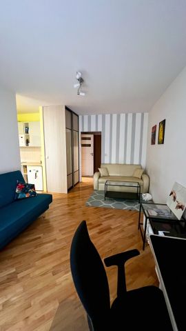 Mieszkanie 1-pokojowe Kraków Ruczaj, ul. Raciborska. Zdjęcie 1