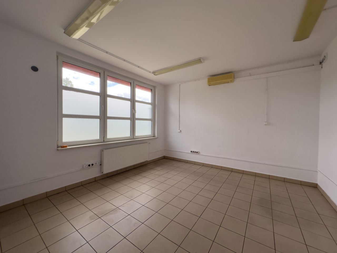 Biuro Częstochowa Zawodzie, ul. Odlewników. Zdjęcie 8