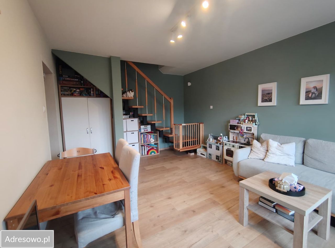 Mieszkanie 3-pokojowe Jaworzno, ul. Wilcza. Zdjęcie 1