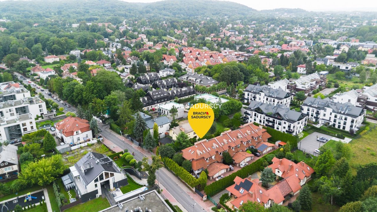 dom szeregowy, 6 pokoi Kraków Zwierzyniec, ul. Jesionowa. Zdjęcie 2