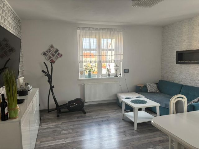 Mieszkanie 4-pokojowe Świebodzin, ul. Ogrodowa. Zdjęcie 1