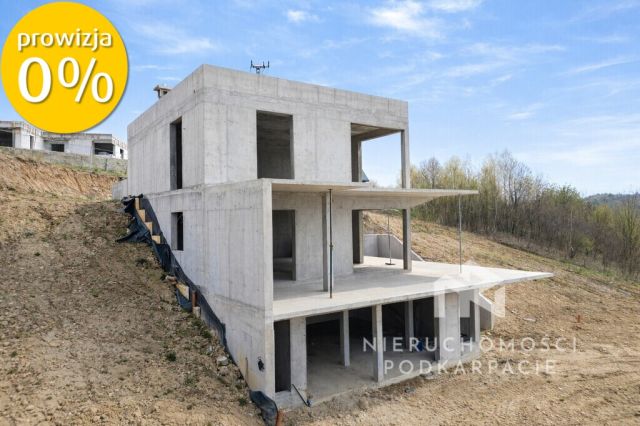 dom wolnostojący, 4 pokoje Rzeszów, ul. ks. bpa Antoniego Betańskiego. Zdjęcie 4