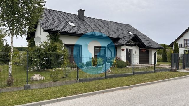 dom wolnostojący, 3 pokoje Szewce. Zdjęcie 1