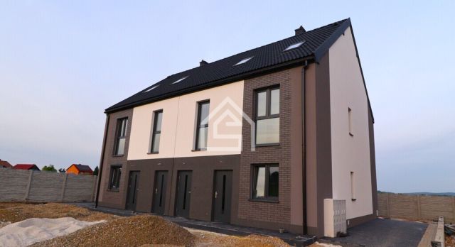 Mieszkanie 3-pokojowe Grodkowice. Zdjęcie 3