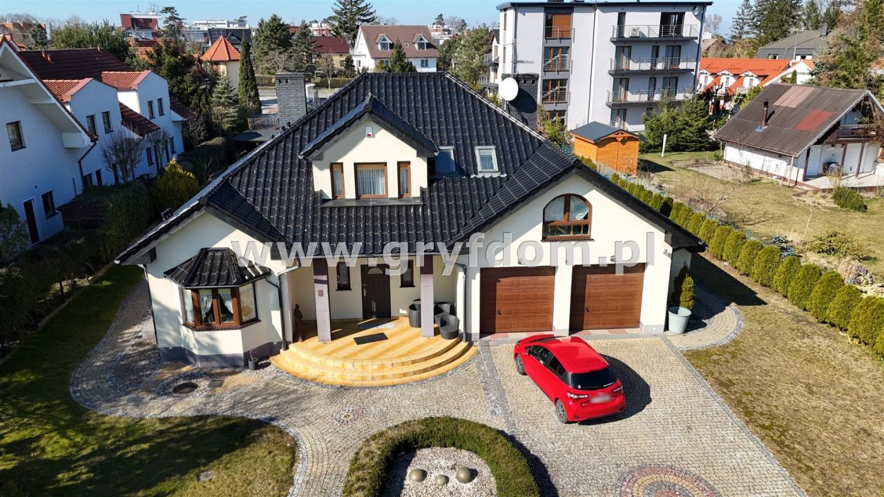 Hotel/pensjonat Rewal. Zdjęcie 2