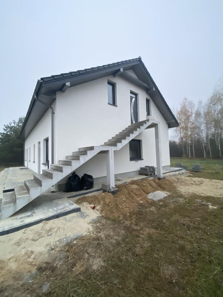 budynek wielorodzinny, 4 pokoje Dąbrowa Rzeczycka. Zdjęcie 3