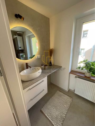 Mieszkanie 2-pokojowe Jelenia Góra, ul. Bolesława Chrobrego. Zdjęcie 3