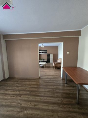 bliźniak, 5 pokoi Wilczyn. Zdjęcie 3