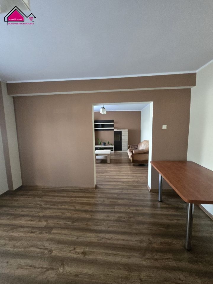 bliźniak, 5 pokoi Wilczogóra. Zdjęcie 3