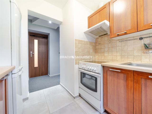 bliźniak, 6 pokoi Pawlikowice. Zdjęcie 17