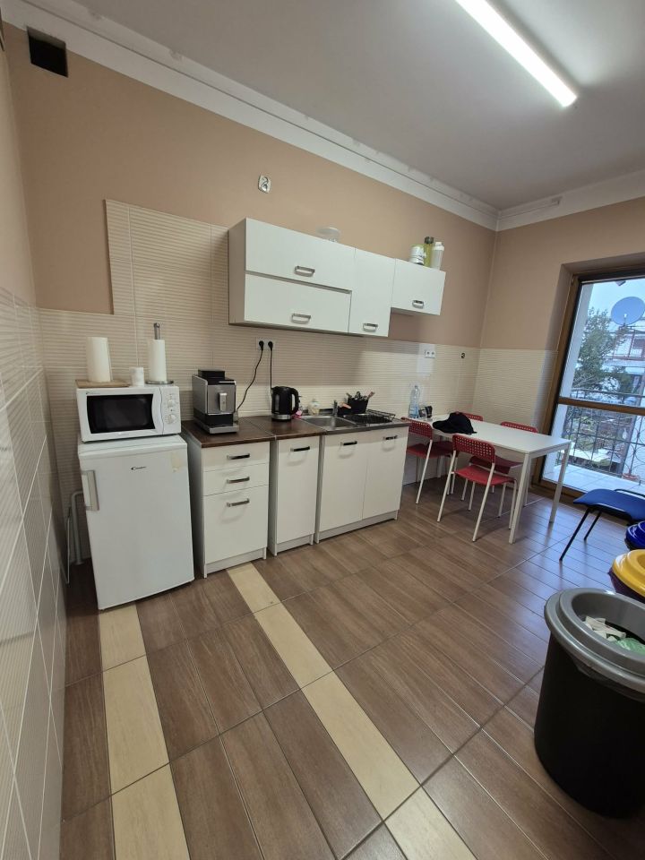 Biuro Kraków Prądnik Biały, ul. Bursztynowa. Zdjęcie 12