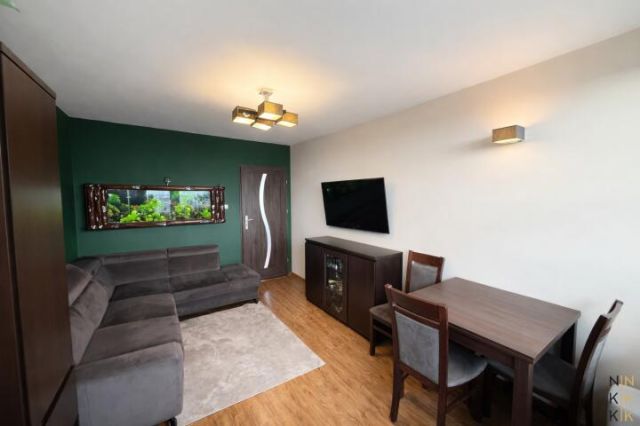 Mieszkanie 3-pokojowe Wrocław, ul. Białowieska. Zdjęcie 2