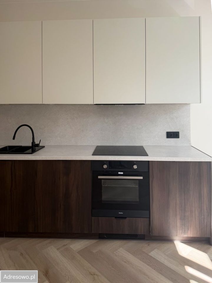 Mieszkanie 3-pokojowe Bytom Śródmieście, ul. Stefana Batorego. Zdjęcie 2