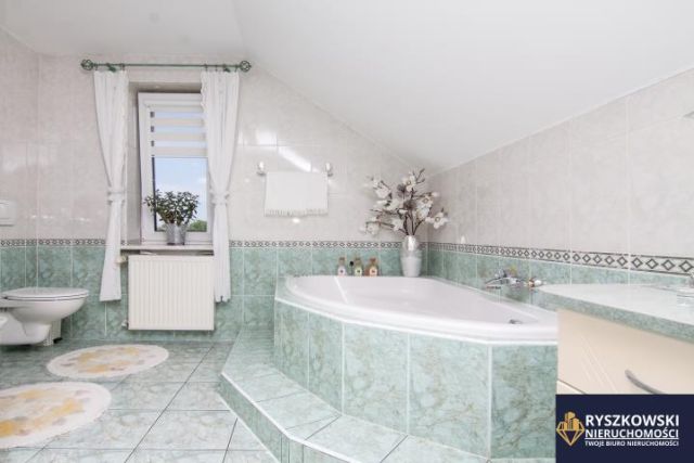 dom wolnostojący, 6 pokoi Jarosławiec. Zdjęcie 14