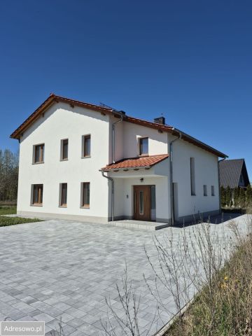 dom wolnostojący, 9 pokoi Strzelce Opolskie, ul. Toszecka. Zdjęcie 1