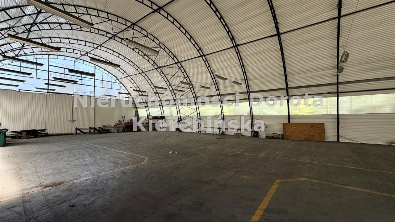 Hala/magazyn Ujazd. Zdjęcie 27