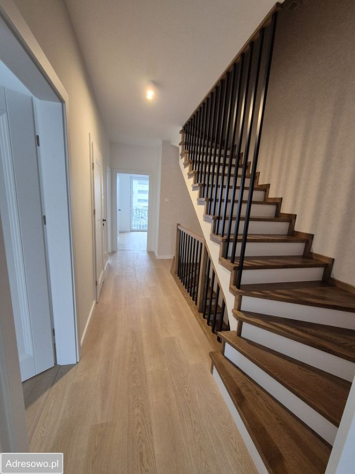 dom szeregowy, 5 pokoi Kielce Bukówka, ul. Jałowcowa. Zdjęcie 4