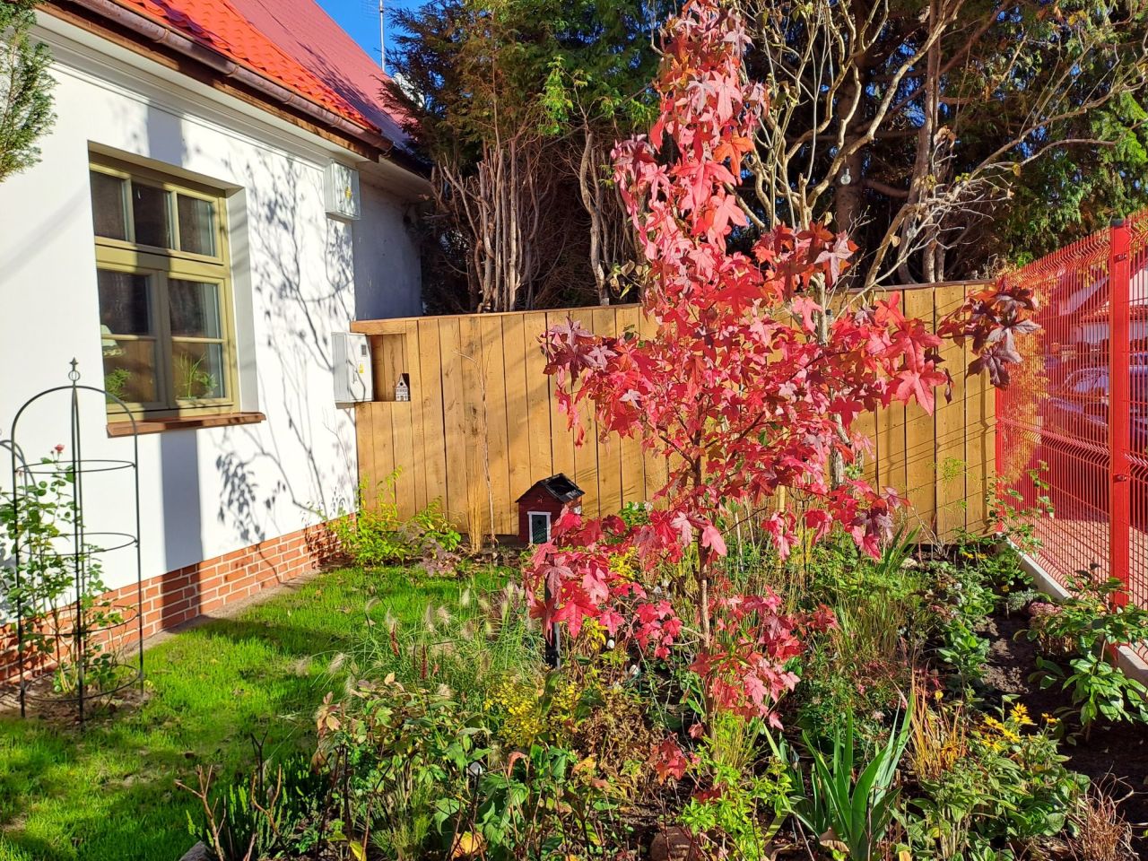 dom wolnostojący Warszawa Międzylesie. Zdjęcie 1