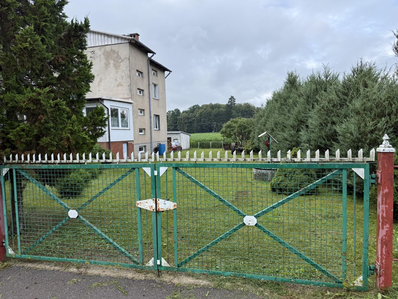 dom wolnostojący, 5 pokoi Siniec. Zdjęcie 7