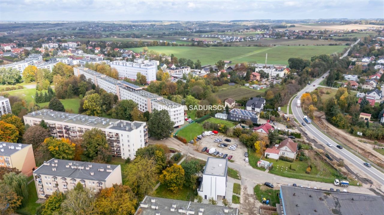 Biuro Kraków Wzgórza Krzesławickie, os. Na Wzgórzach. Zdjęcie 36