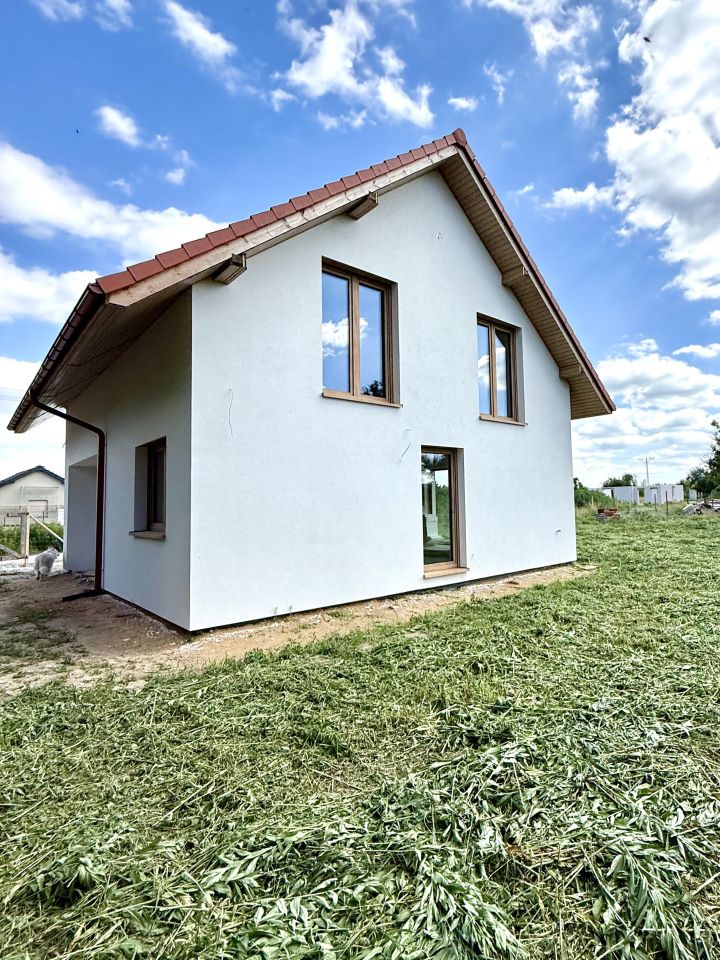 dom wolnostojący, 5 pokoi Komorowo. Zdjęcie 3