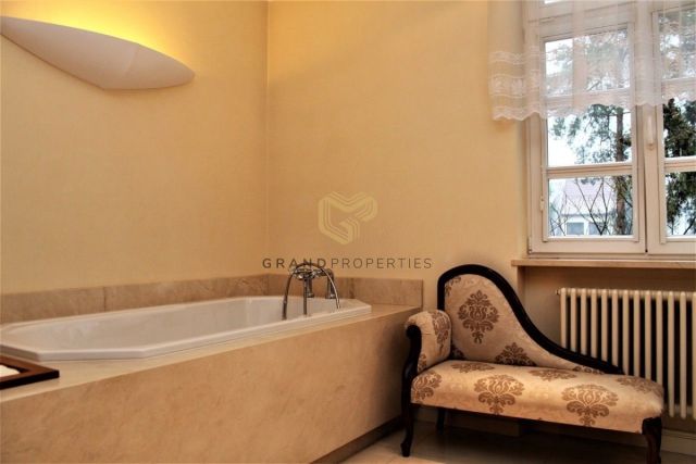 dom wolnostojący, 10 pokoi Konstancin-Jeziorna. Zdjęcie 24