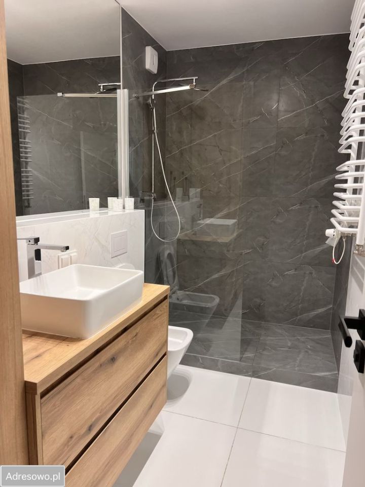 Mieszkanie 3-pokojowe Kraków Ruczaj, ul. dr. Jana Piltza. Zdjęcie 2