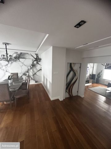 Mieszkanie 7-pokojowe Lesznowola. Zdjęcie 1