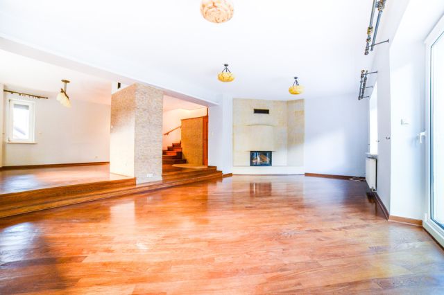 bliźniak, 8 pokoi Komorów, ul. Szmaragdowa. Zdjęcie 10