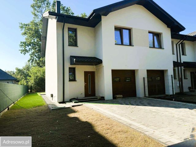 dom szeregowy, 4 pokoje Grodzisk Mazowiecki. Zdjęcie 1