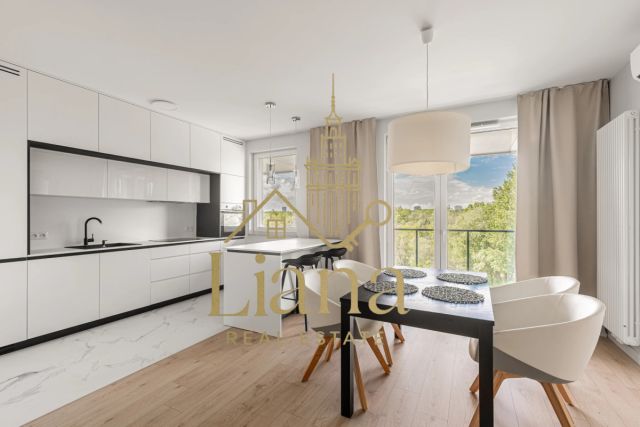 Mieszkanie 4-pokojowe Warszawa Praga, ul. Jagiellońska. Zdjęcie 1