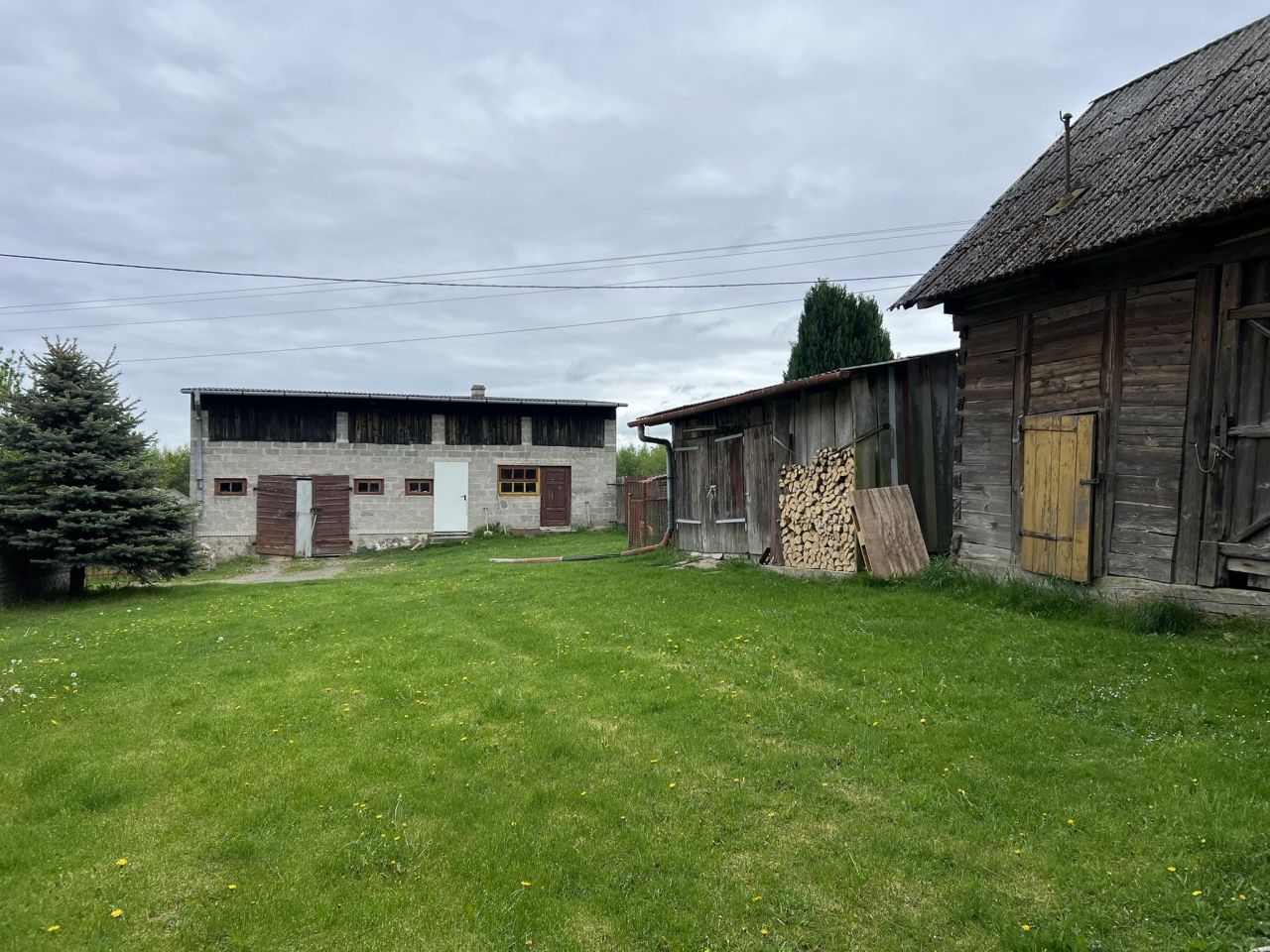 dom wolnostojący, 4 pokoje Węglów. Zdjęcie 6