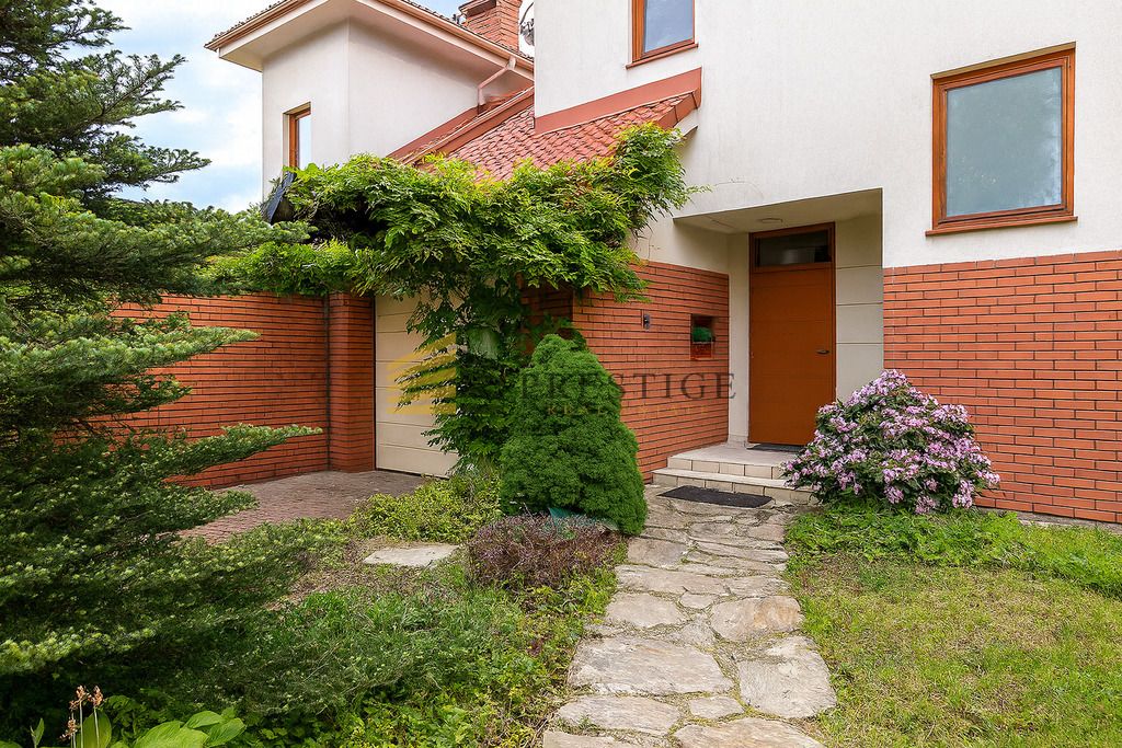 dom szeregowy, 5 pokoi Bielawa, ul. Warszawska. Zdjęcie 14