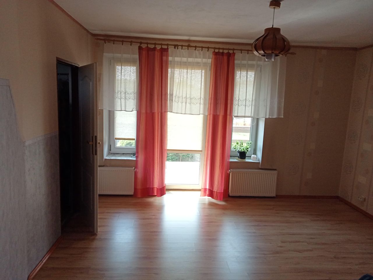 dom wolnostojący, 6 pokoi Łask, Leszczynowa. Zdjęcie 11